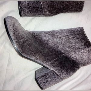 Grey velvet heeled booties